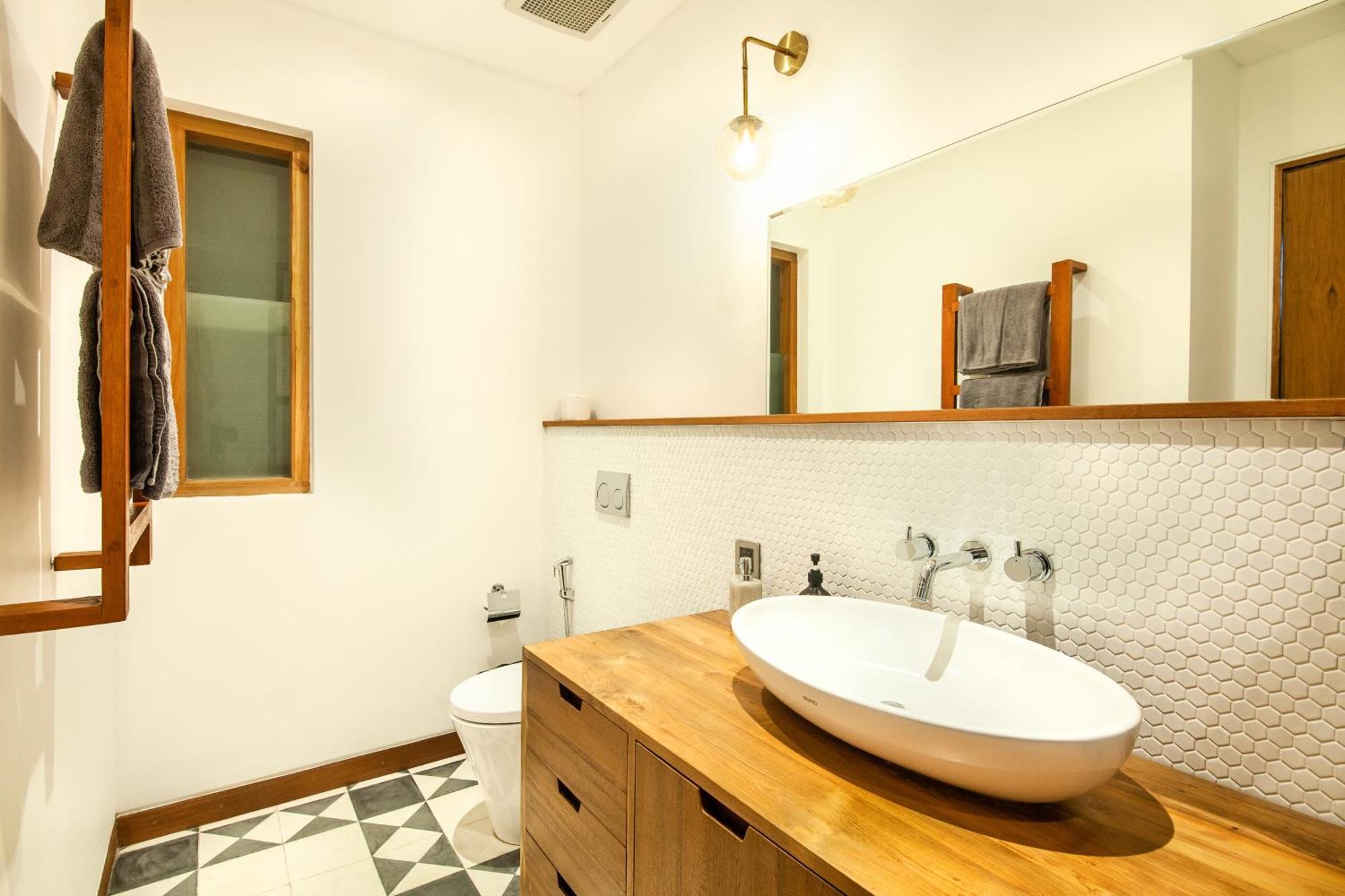 Brand New 5 Bedroom Villa Enclosed Living Room Canggu Buitenkant foto