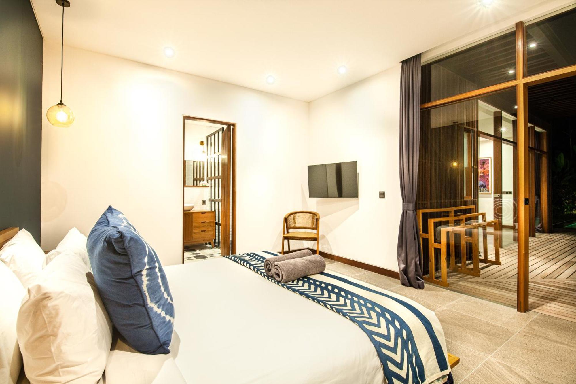 Brand New 5 Bedroom Villa Enclosed Living Room Canggu Buitenkant foto