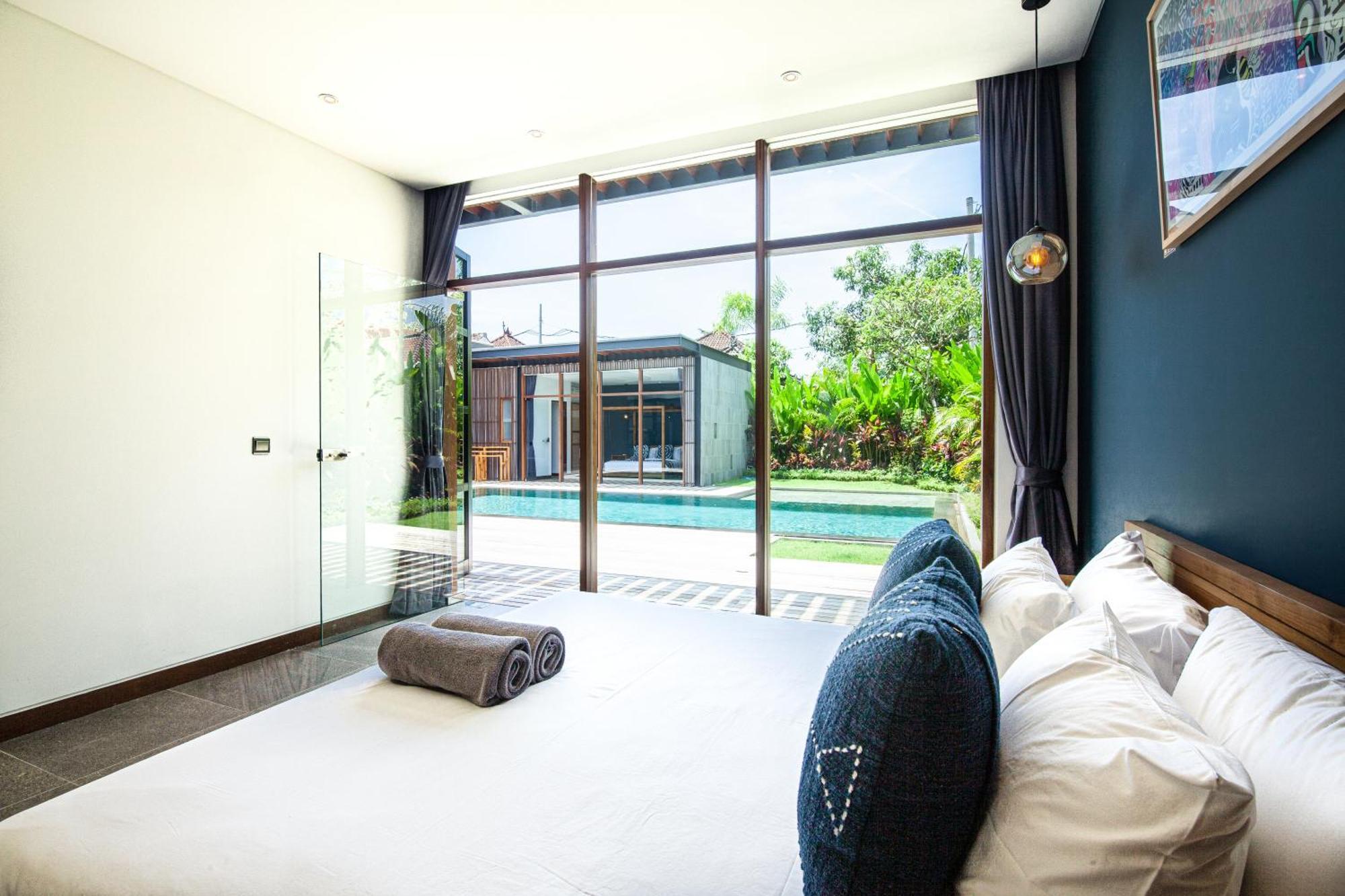 Brand New 5 Bedroom Villa Enclosed Living Room Canggu Buitenkant foto